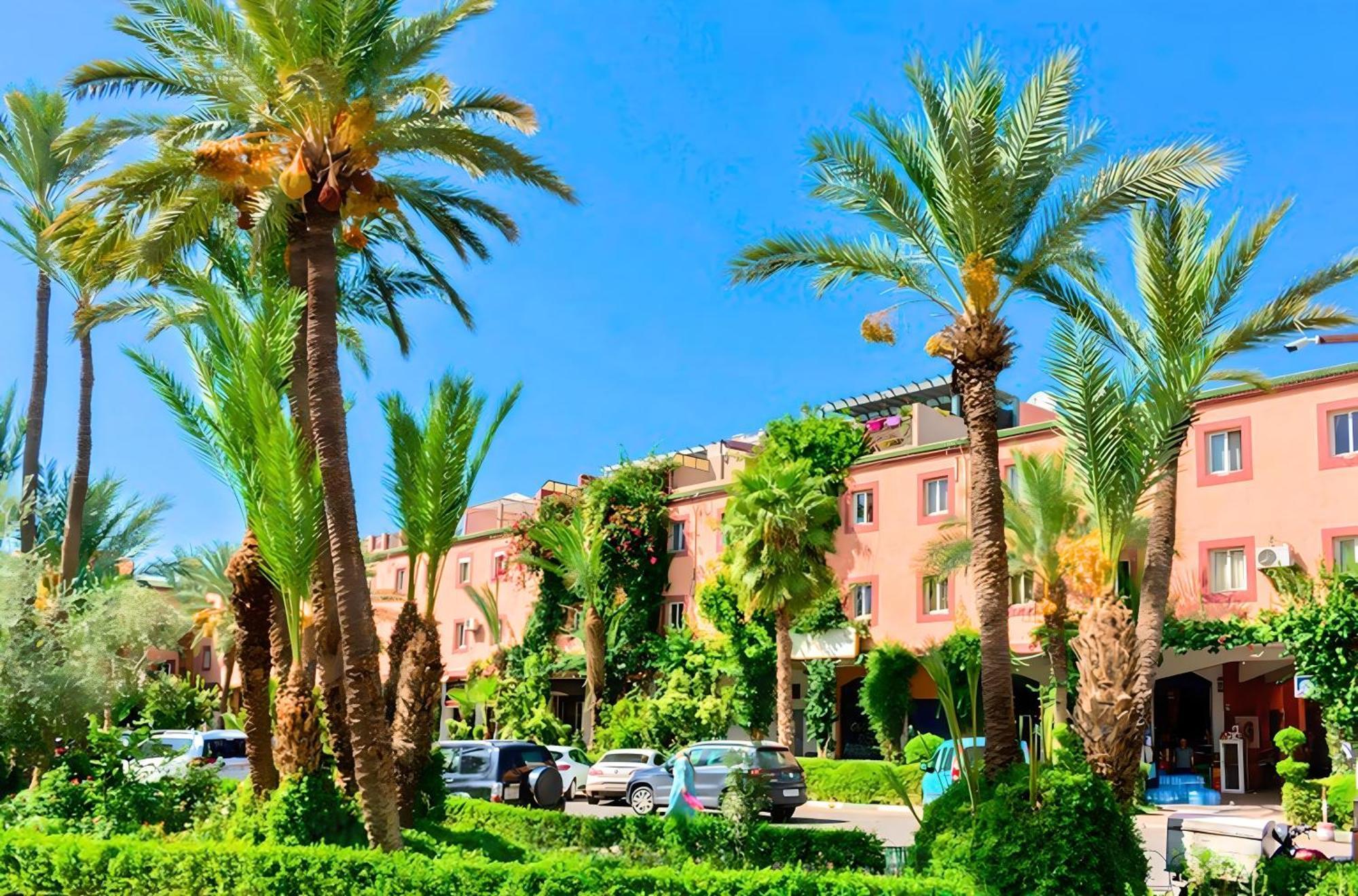 Tres Beau A Marrakech Avec Piscines Сasa de vacaciones *